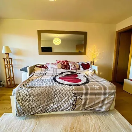 Studio Cosy Au Calme Avec Terrasse Vue Sur Alpes Crans-Montana Exterior photo