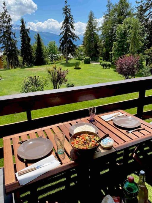 Cosy Au Calme Avec Terrasse Vue Sur Alpes * Crans-Montana